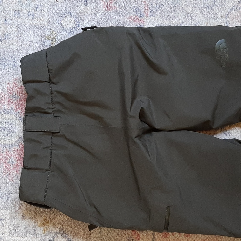 Girls Green The North Face ski pants size xs/tp with EZ grow feature - Picture 9 of 9